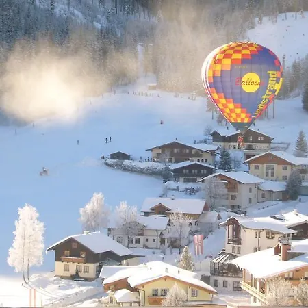 Haus Dorfblick * 필즈모스