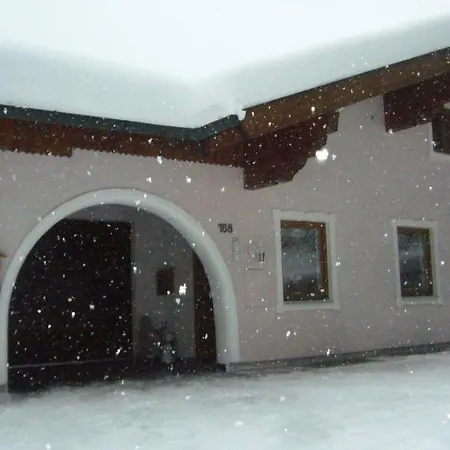 アパート Haus Dorfblick フィルツモース